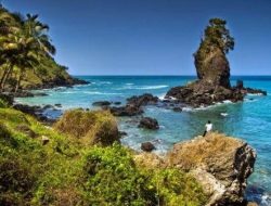 Destinasi Wisata Pantai Indah Di Kebumen